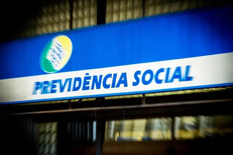 Parei de contribuir para o INSS. Tenho direito a algo?